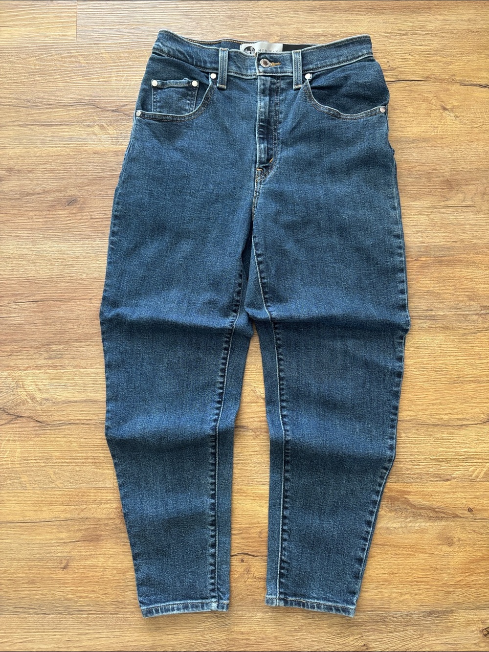 Levi’s Silver Tab Mom Jeans Sz 27